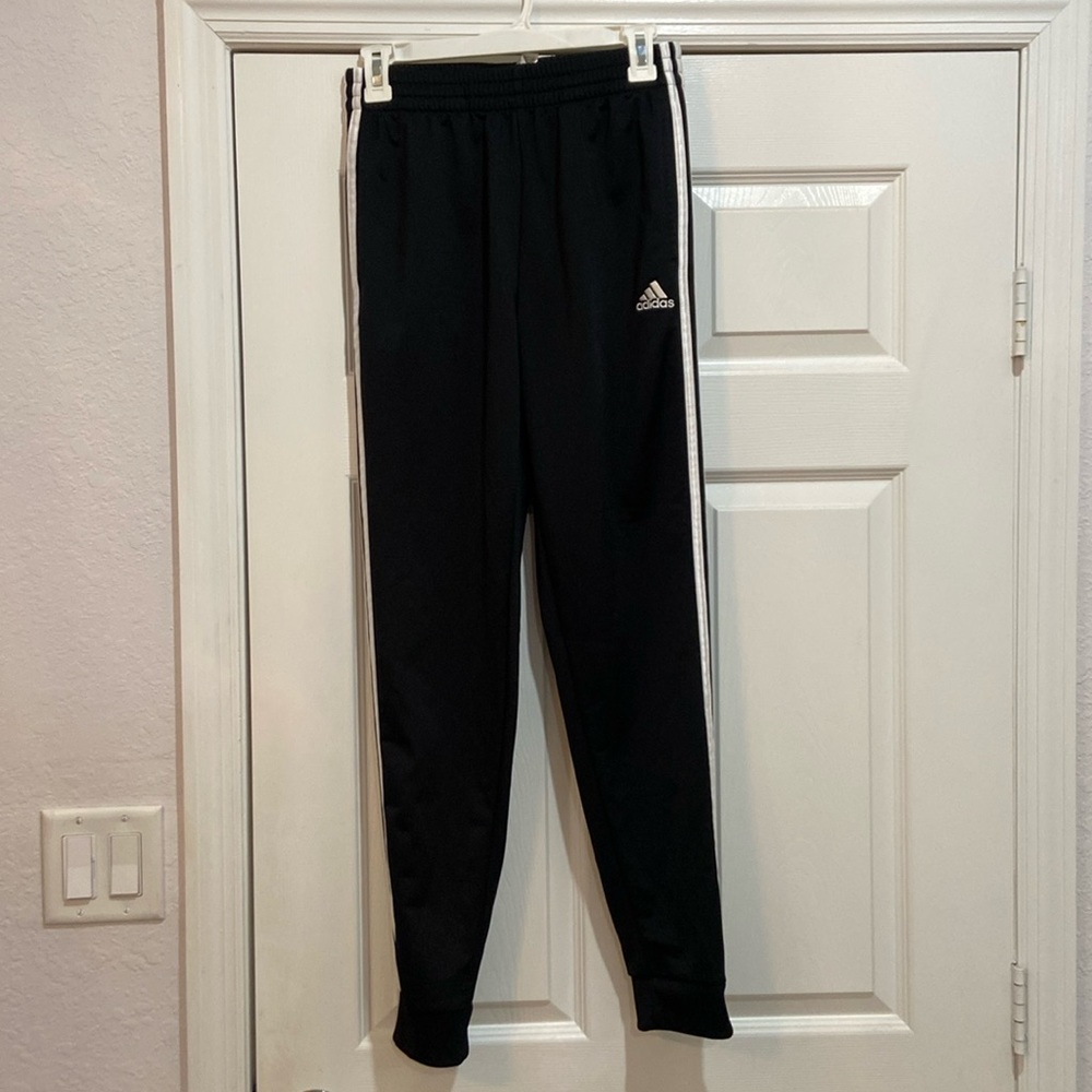 Adidas Boys Joggers Size Large (12/14)